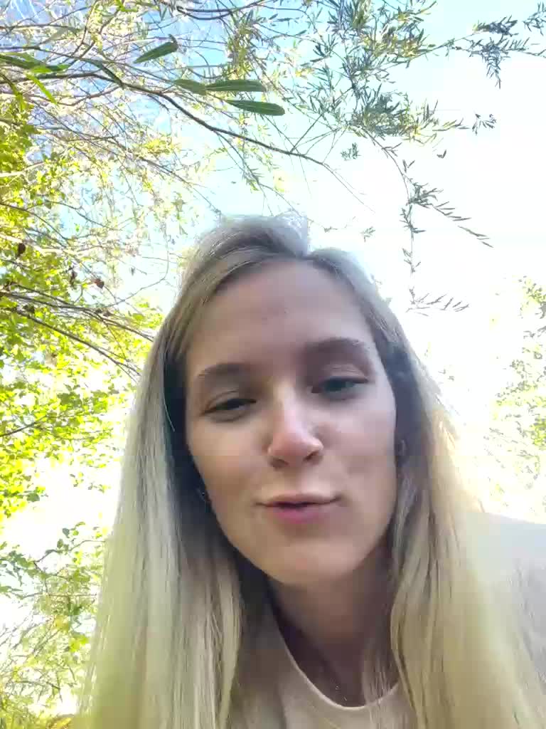 Detkaaa Live Sex August 13, 2025