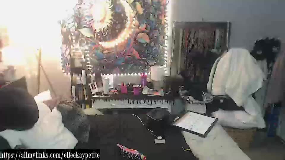 elleekaypetite Live Sex August 16, 2025