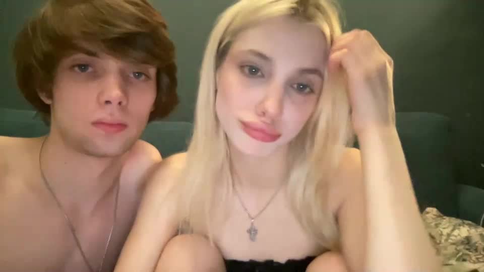 sweeetiee_couple Live Sex August 18, 2025