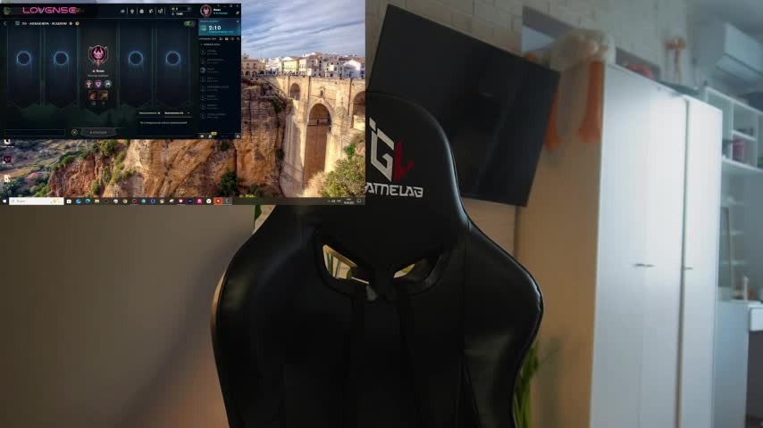 _-Kim_ Live Sex August 18, 2025