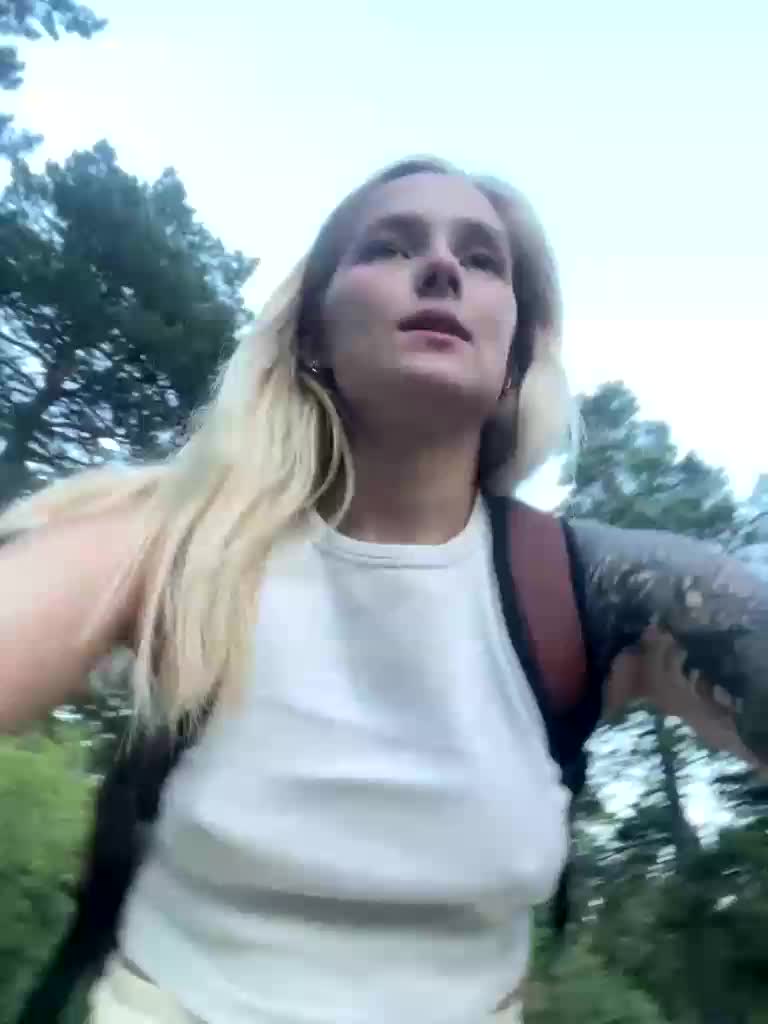 Detkaaa Live Sex August 18, 2025