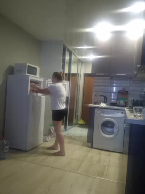 Kira183 Live Sex August 19, 2025