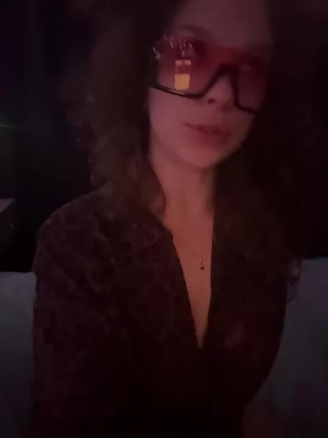 Magdaliina Live Sex August 19, 2025