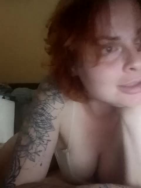 Redfoxlikefiree Live Sex August 19, 2025