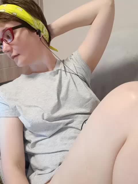 -Emii Live Sex August 20, 2025