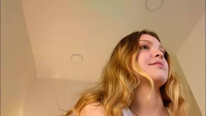 alice_tucci Live Sex August 21, 2025