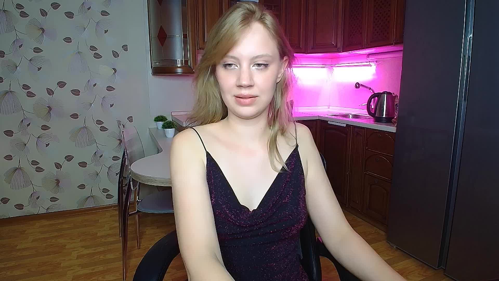 Nadins Live Sex August 21, 2025