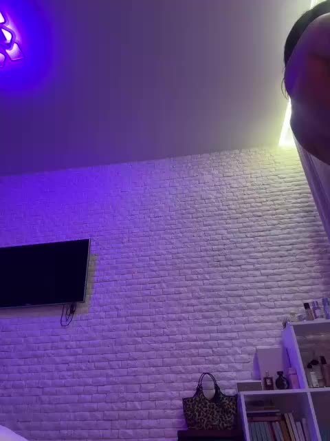 na_prisedala Live Sex August 22, 2025