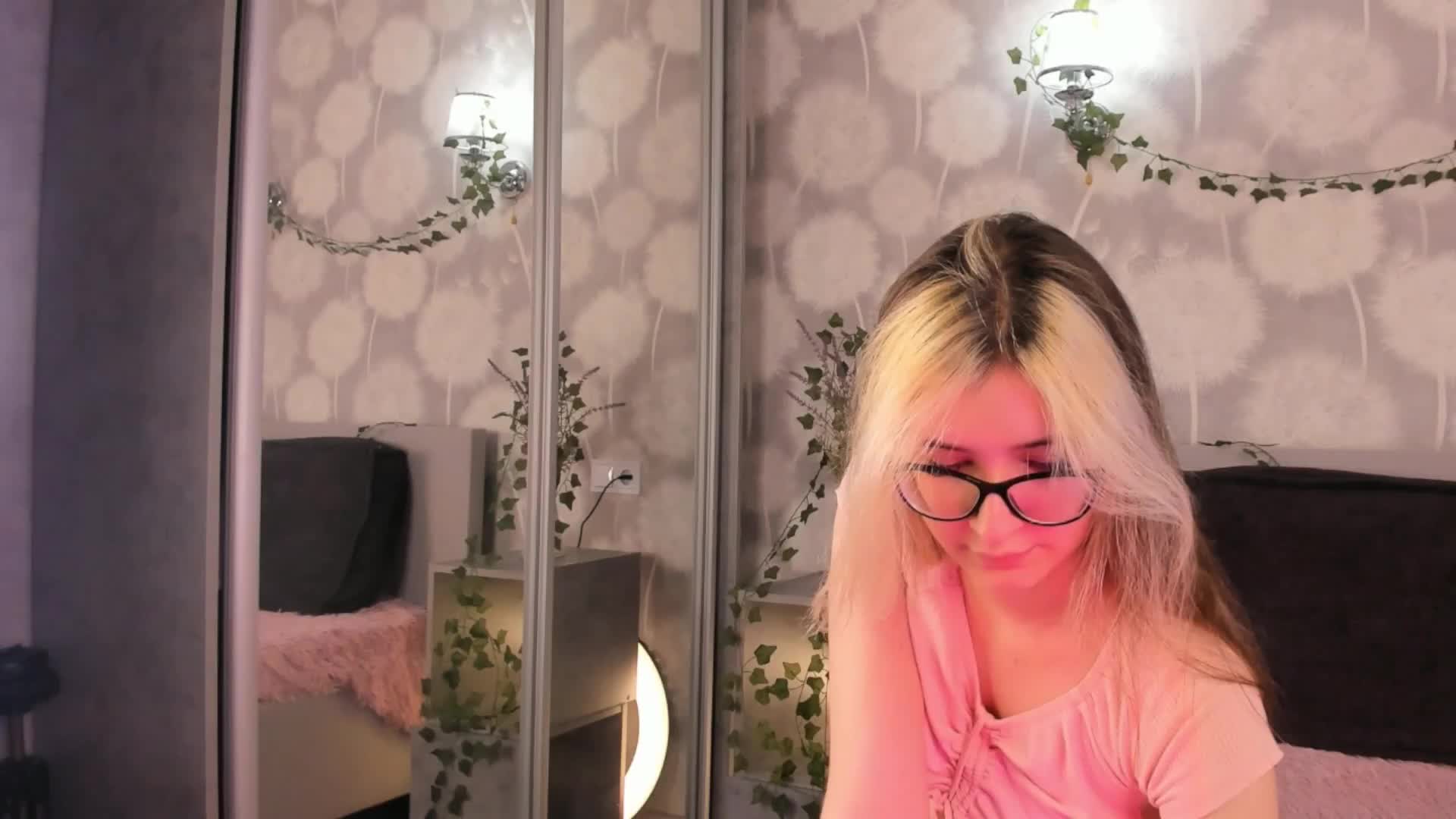 HoupeBeli Live Sex August 23, 2025