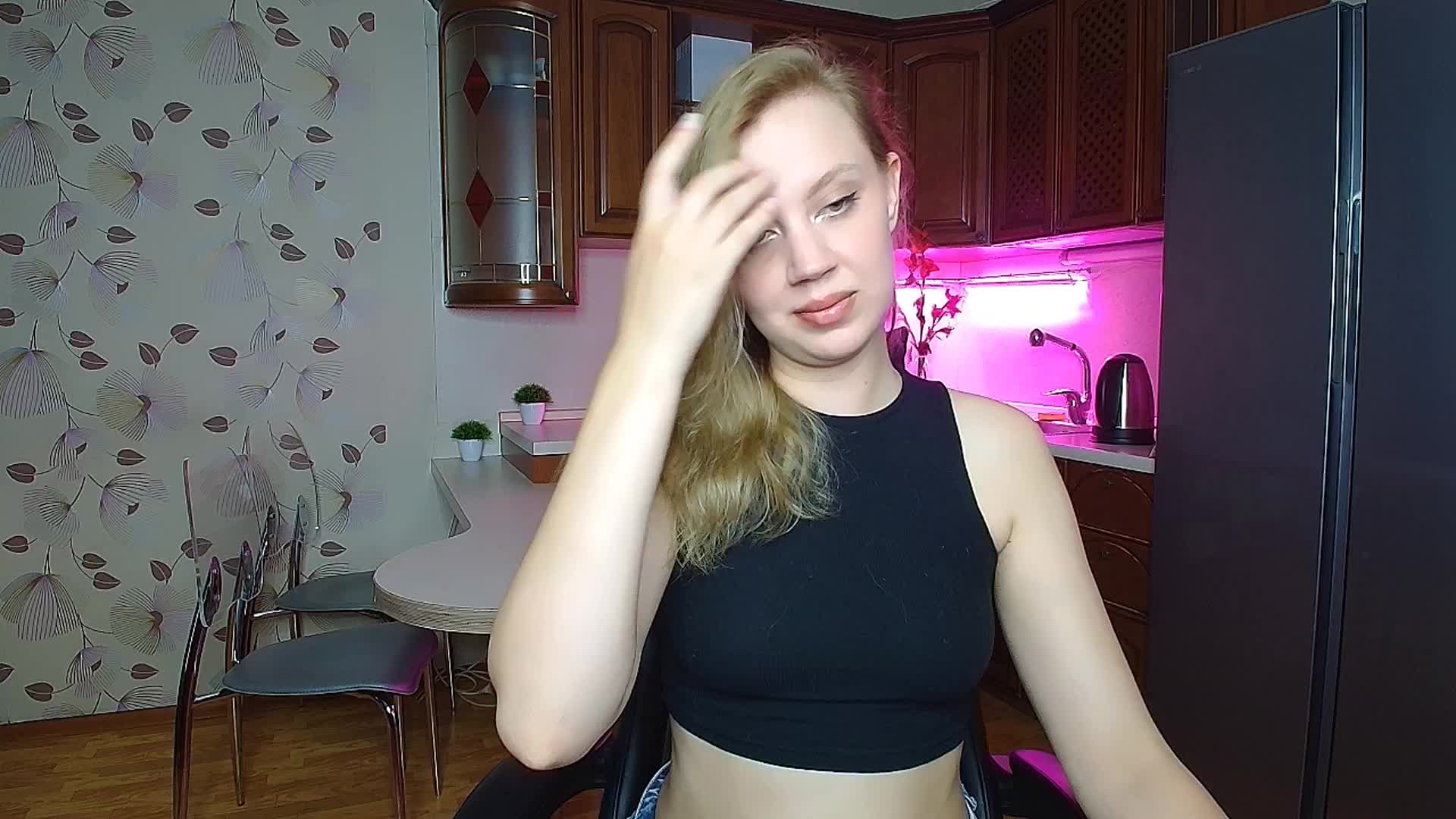 Nadins Live Sex August 24, 2025