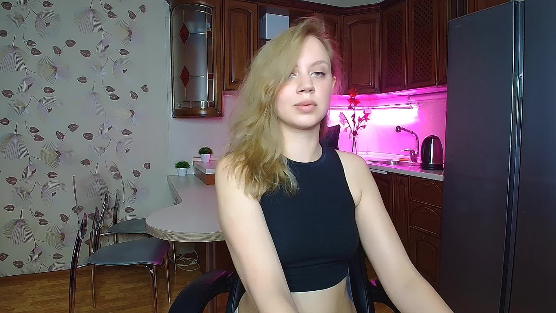 Nadins Live Sex August 24, 2025