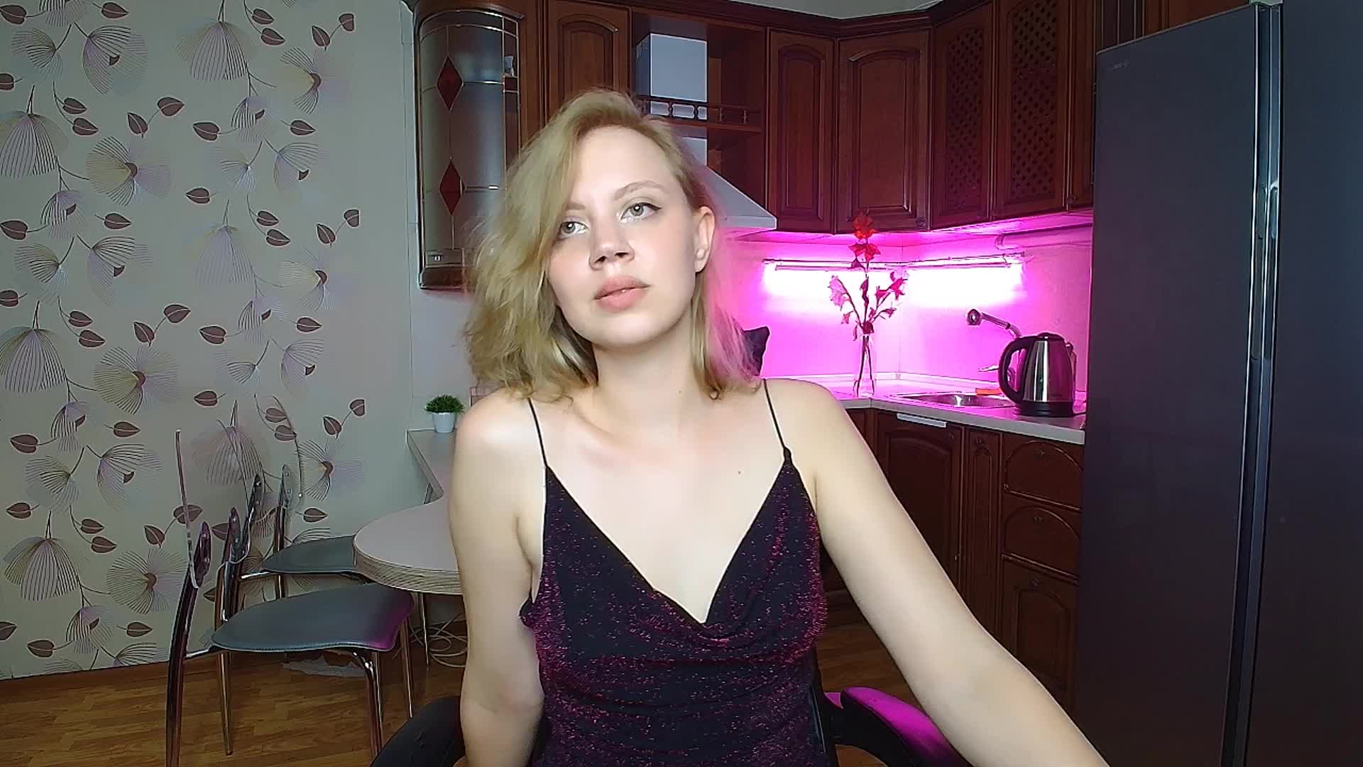 Nadins Live Sex August 24, 2025