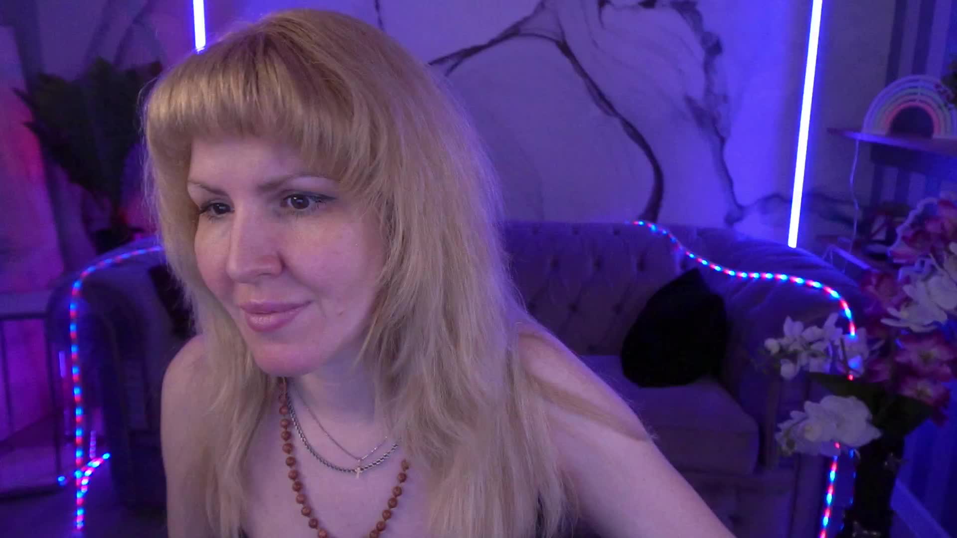 NatalyChanel_2025-08-28_19-43-27_745 Live Sex August 29, 2025