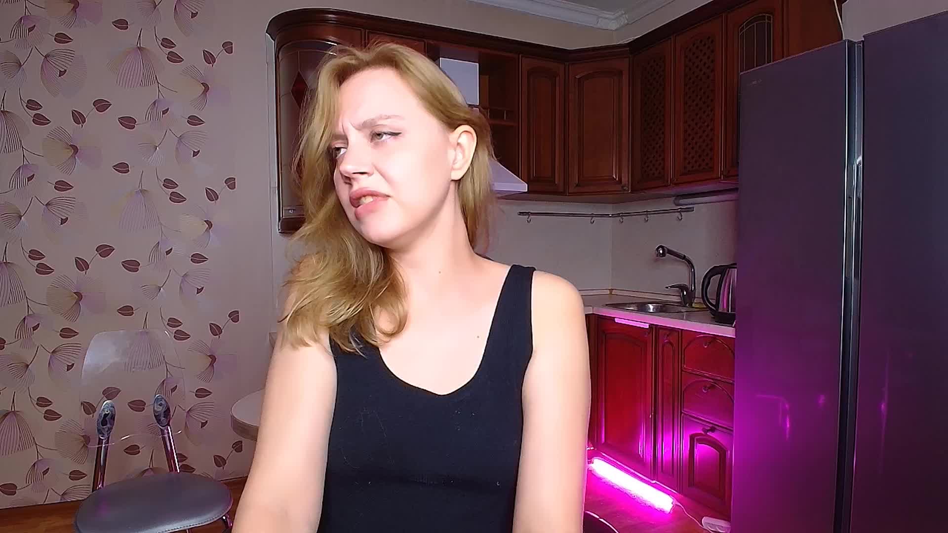 Nadins Live Sex August 29, 2025