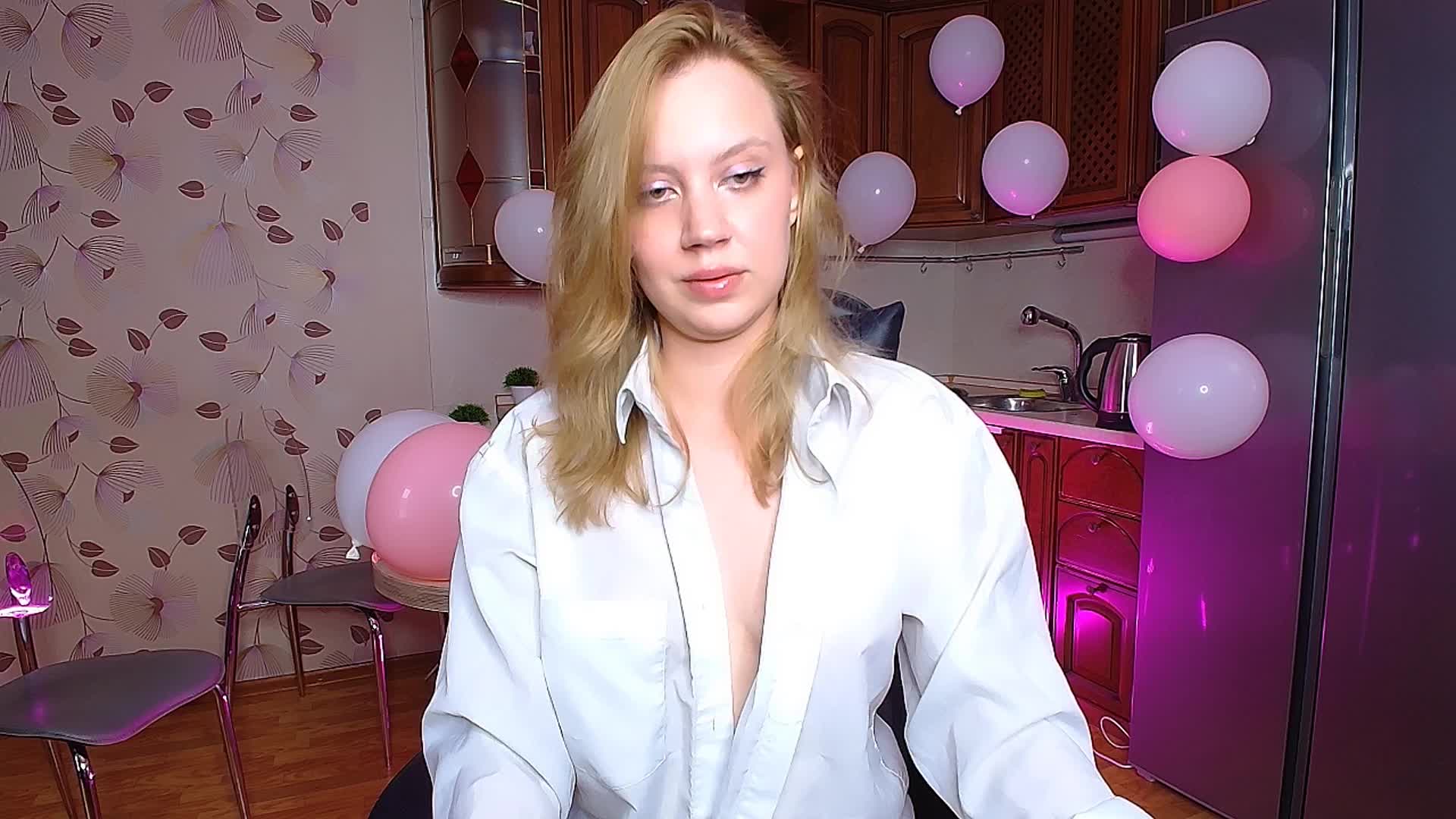 Nadins Live Sex September 1, 2025