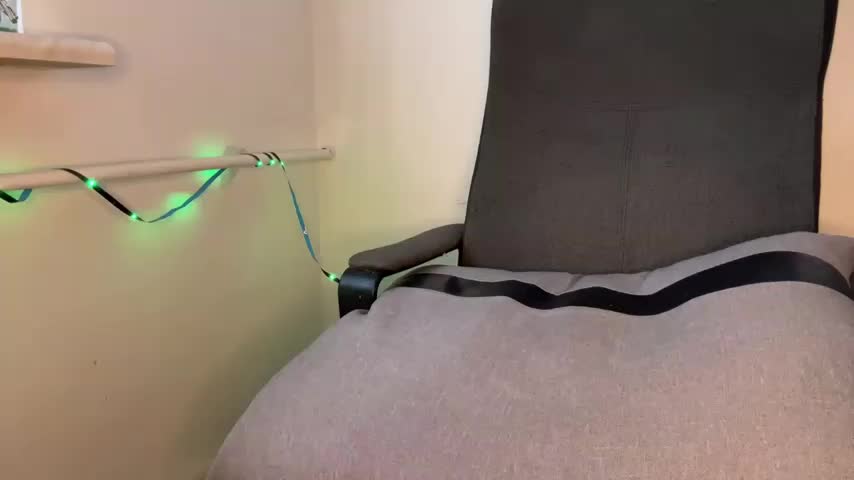 angelina_mist Live Sex September 8, 2025