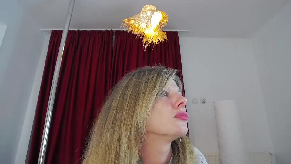 poker_facee_ Live Sex September 8, 2025