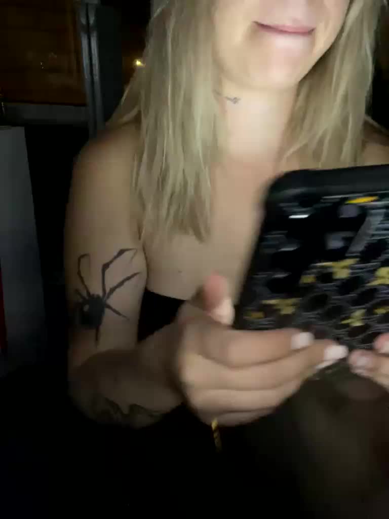 Krnnkl Live Sex September 8, 2025