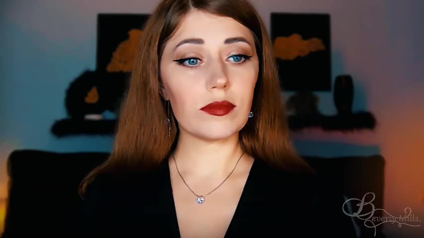 MissBeverlyMills Live Sex September 11, 2025