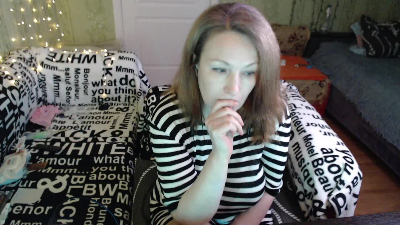 MeganIris Live Sex September 12, 2025