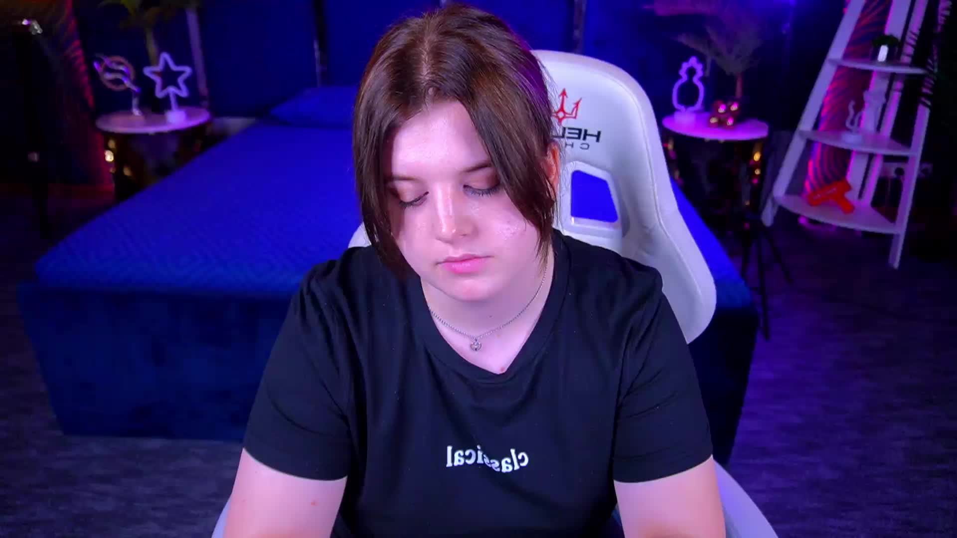 KristiMoons Live Sex September 12, 2025