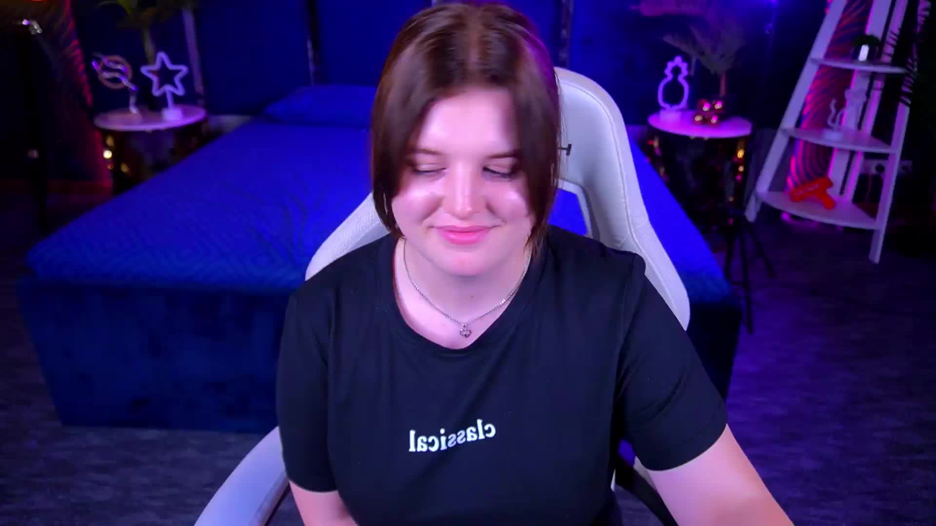 KristiMoons Live Sex September 12, 2025