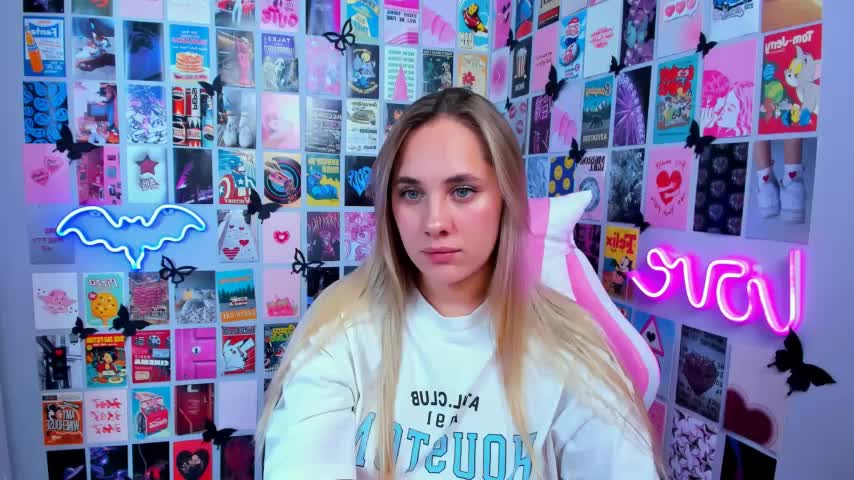 MiaMilas Live Sex September 12, 2025