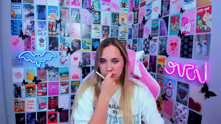 MiaMilas Live Sex September 12, 2025