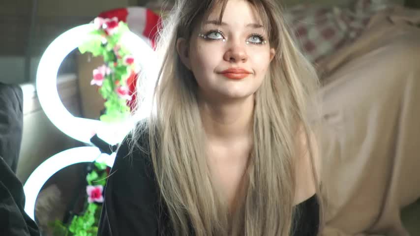 nikoli_naw Live Sex September 12, 2025