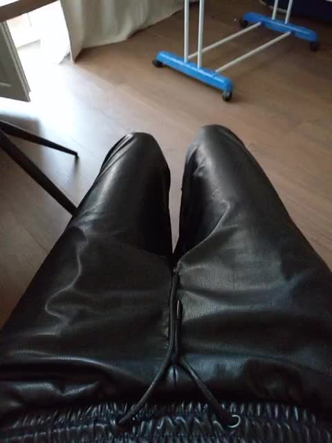 klubnichkka Live Sex September 13, 2025