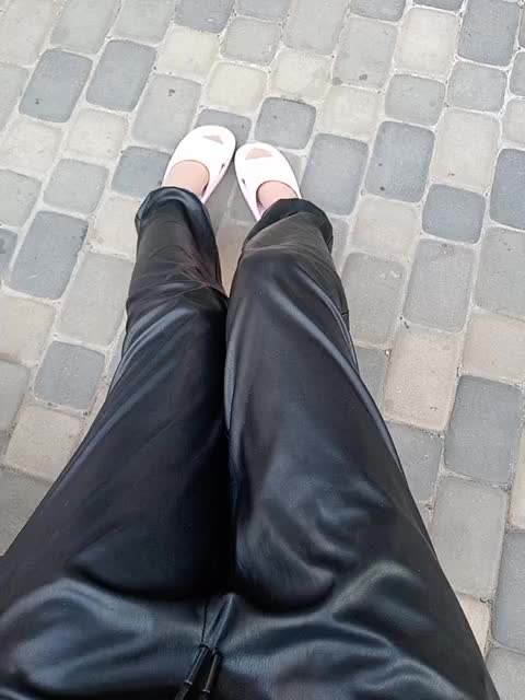 klubnichkka Live Sex September 15, 2025