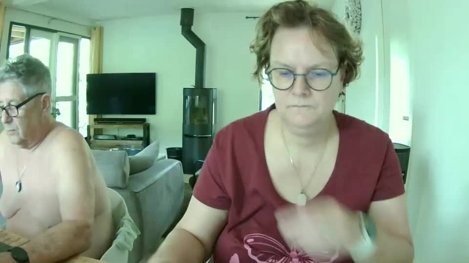 snoeske Live Sex September 15, 2025