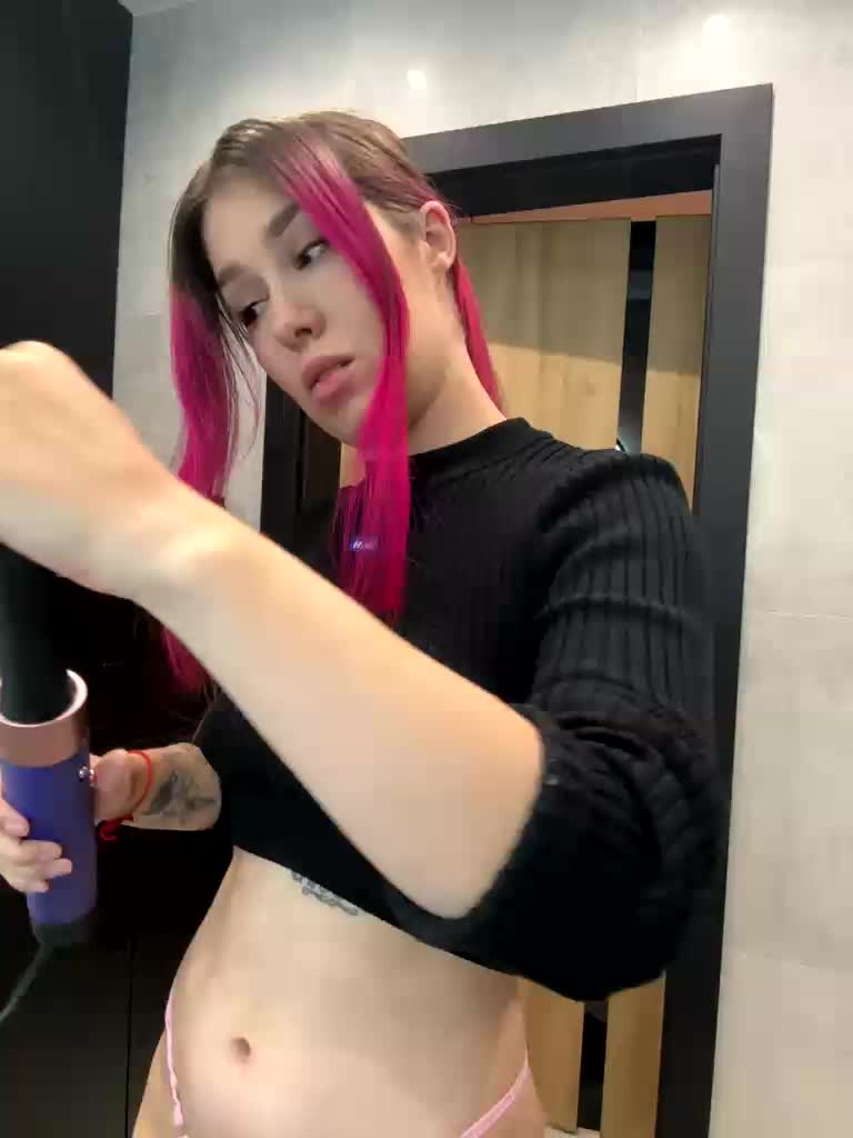 arielwavee1 Live Sex September 15, 2025