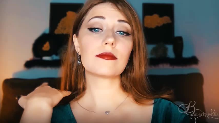 MissBeverlyMills Live Sex September 15, 2025