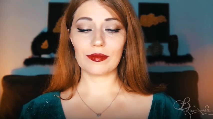 MissBeverlyMills Live Sex September 15, 2025