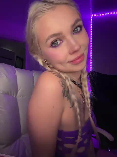 EmmaGoodGirl Live Sex September 16, 2025