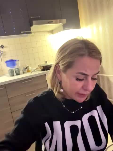 Tina-Love Live Sex September 16, 2025