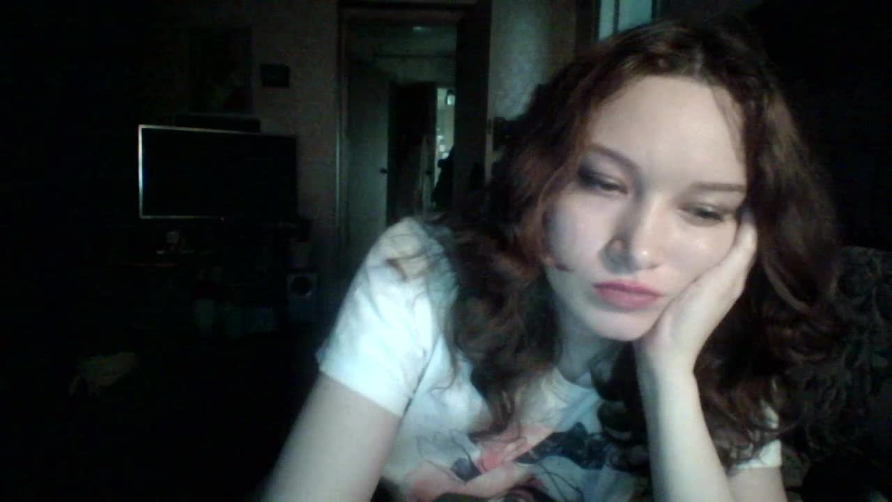 kurtizanka-partizanka Live Sex September 17, 2025