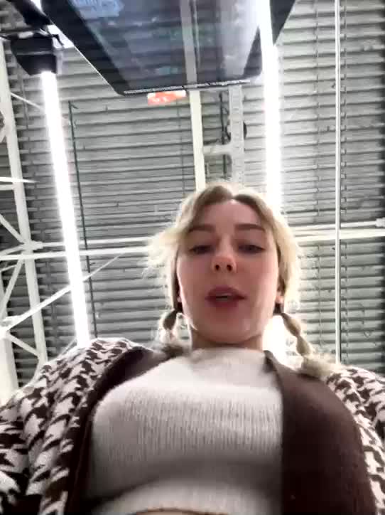 CHERRY-LADY- Live Sex September 17, 2025