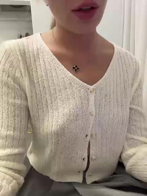 -sb1- Live Sex September 17, 2025