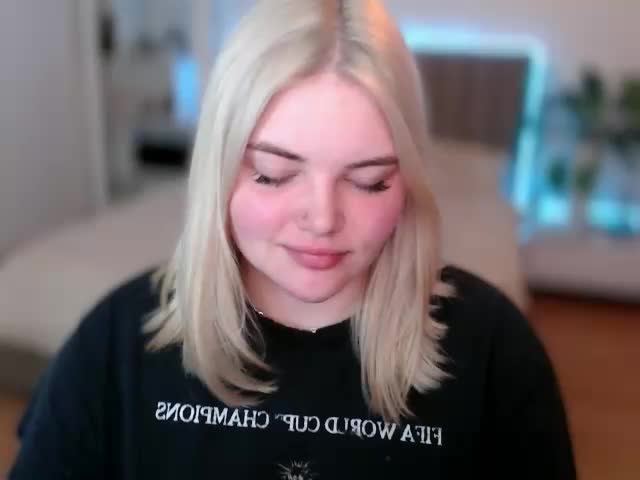 Lindablossom Live Sex September 18, 2025