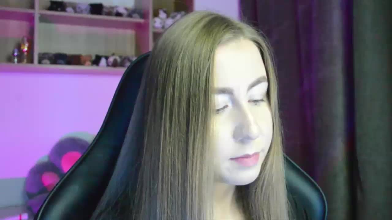 -Rii- Live Sex September 18, 2025