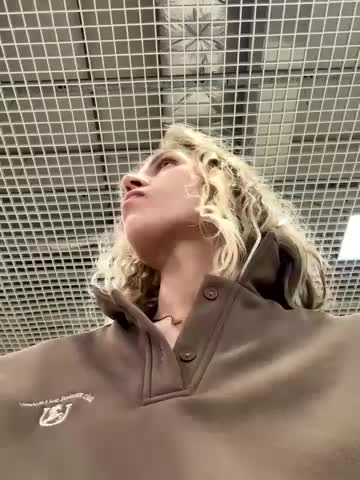 Feral_berry_8133 Live Sex September 19, 2025