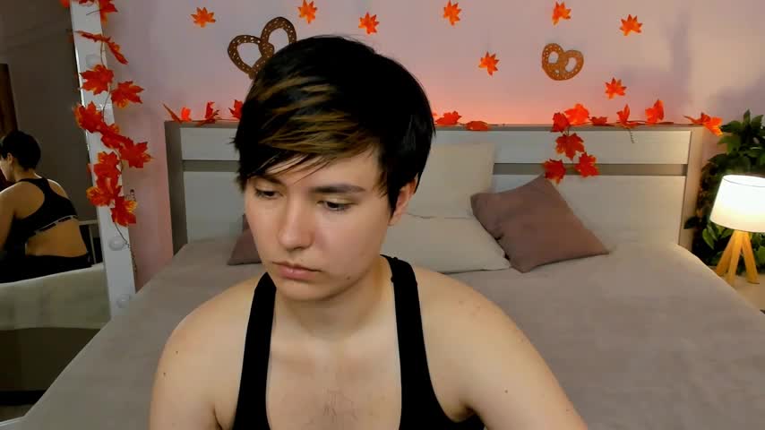 CharlieeAdams Live Sex September 19, 2025