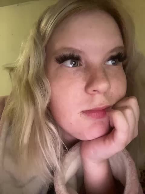 Amelia2004 Live Sex September 19, 2025