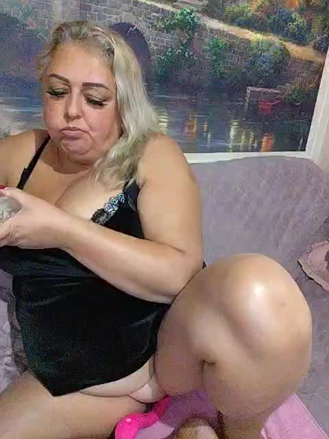 BigMilf Live Sex September 21, 2025