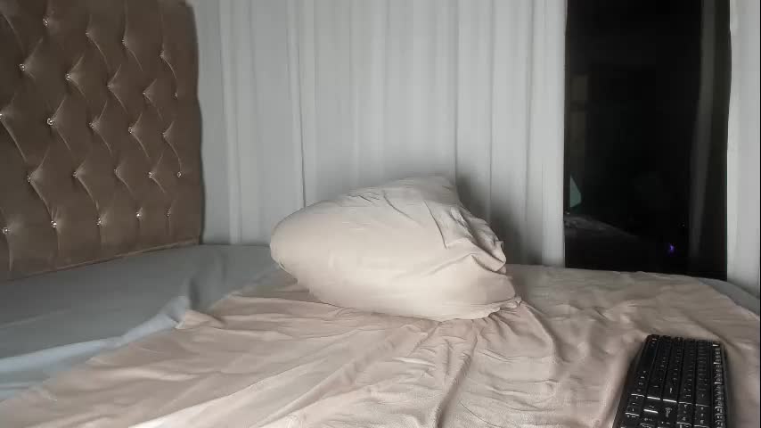 velvettangel Live Sex September 25, 2025