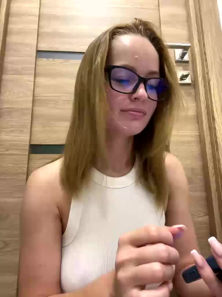 KaterinaFerrari Live Sex September 26, 2025