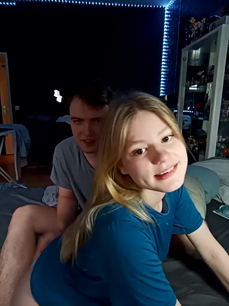 Emma_Peter Live Sex September 25, 2025