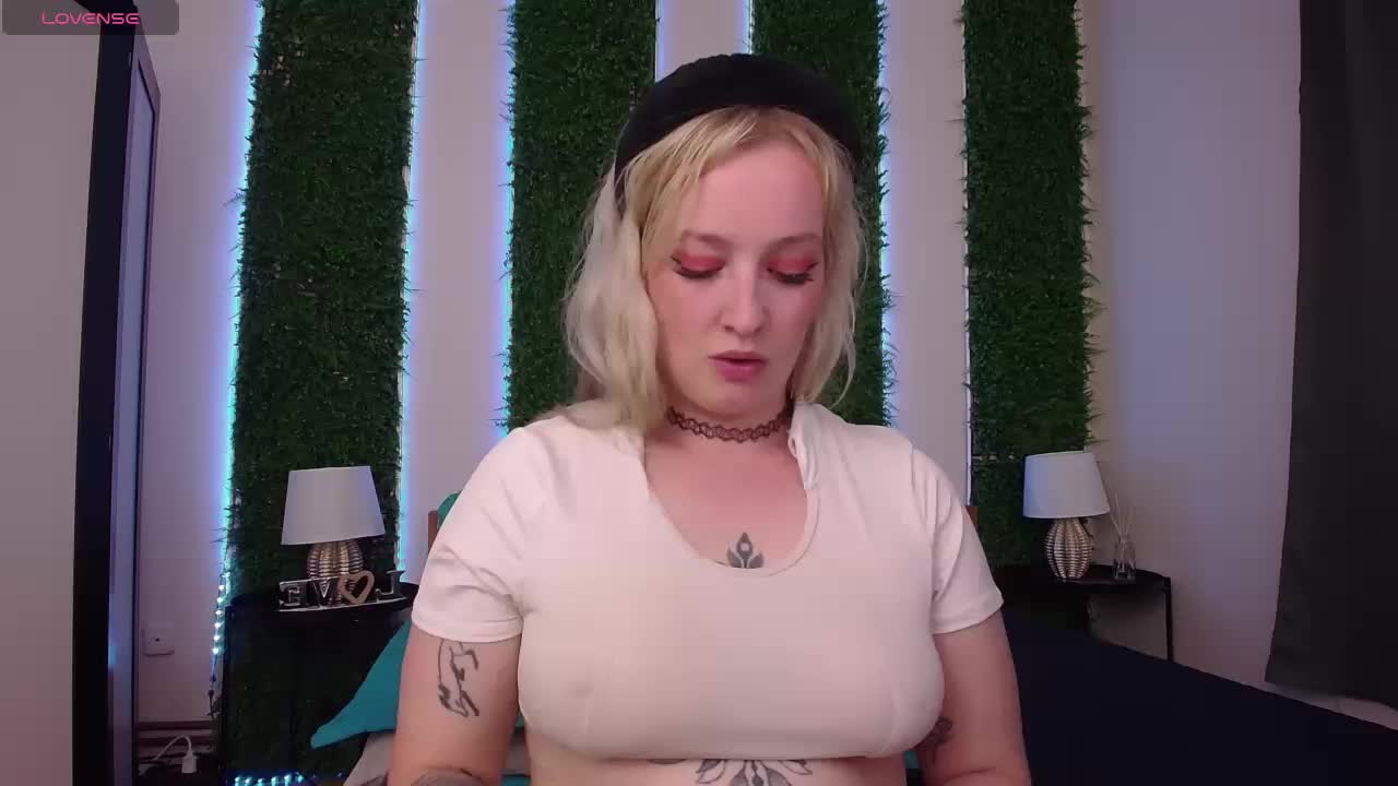 Nicole-Aniston Live Sex September 27, 2025